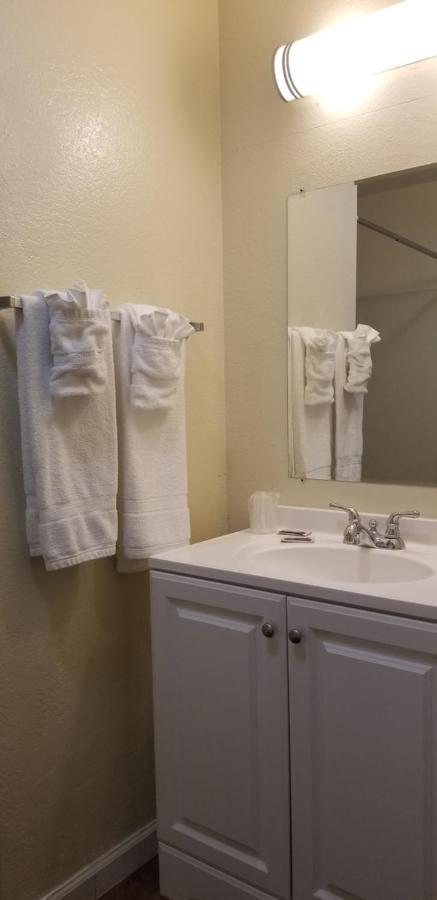 Sierra Crossing Motel Bloomington Dış mekan fotoğraf