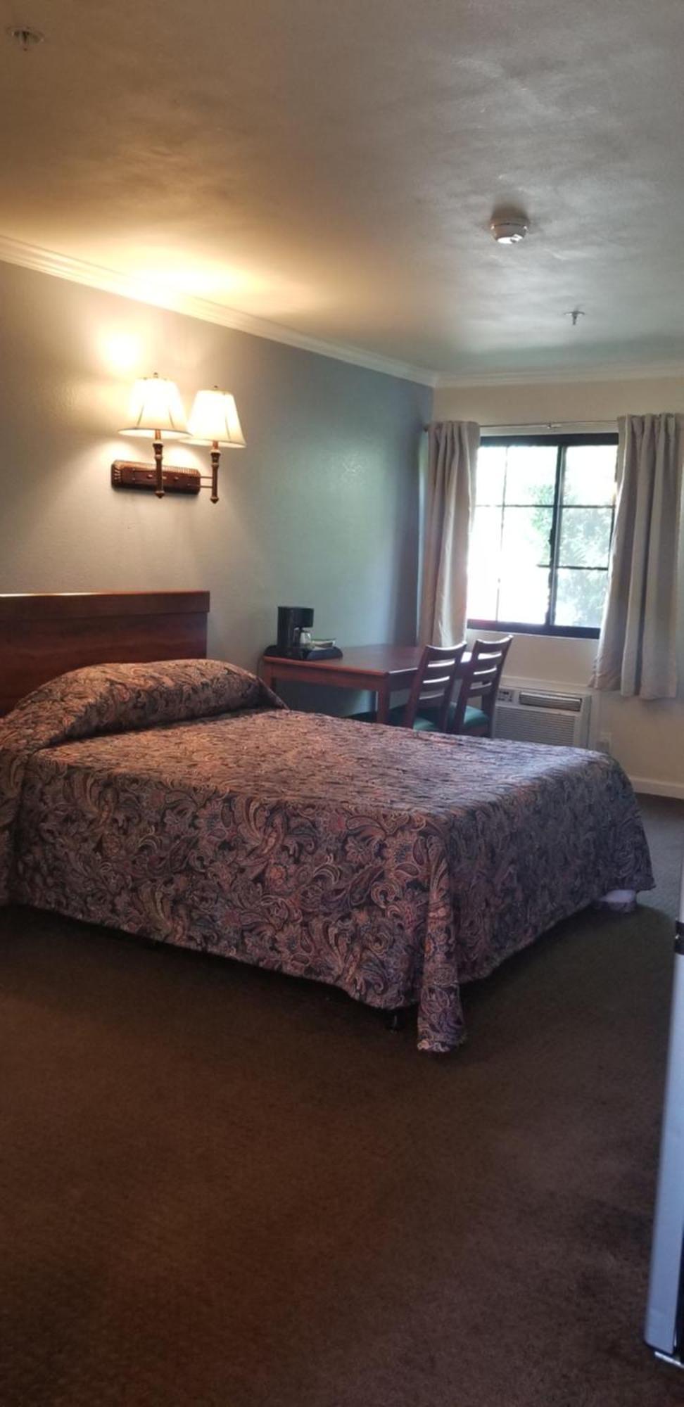Sierra Crossing Motel Bloomington Dış mekan fotoğraf