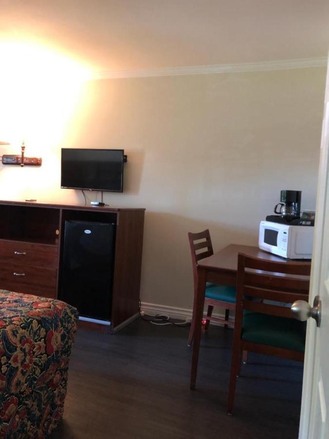 Sierra Crossing Motel Bloomington Dış mekan fotoğraf
